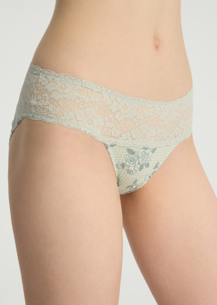 Spring Fever．Mid Rise Cotton Stretch Lace Waist Brief Panty(Mushroom)