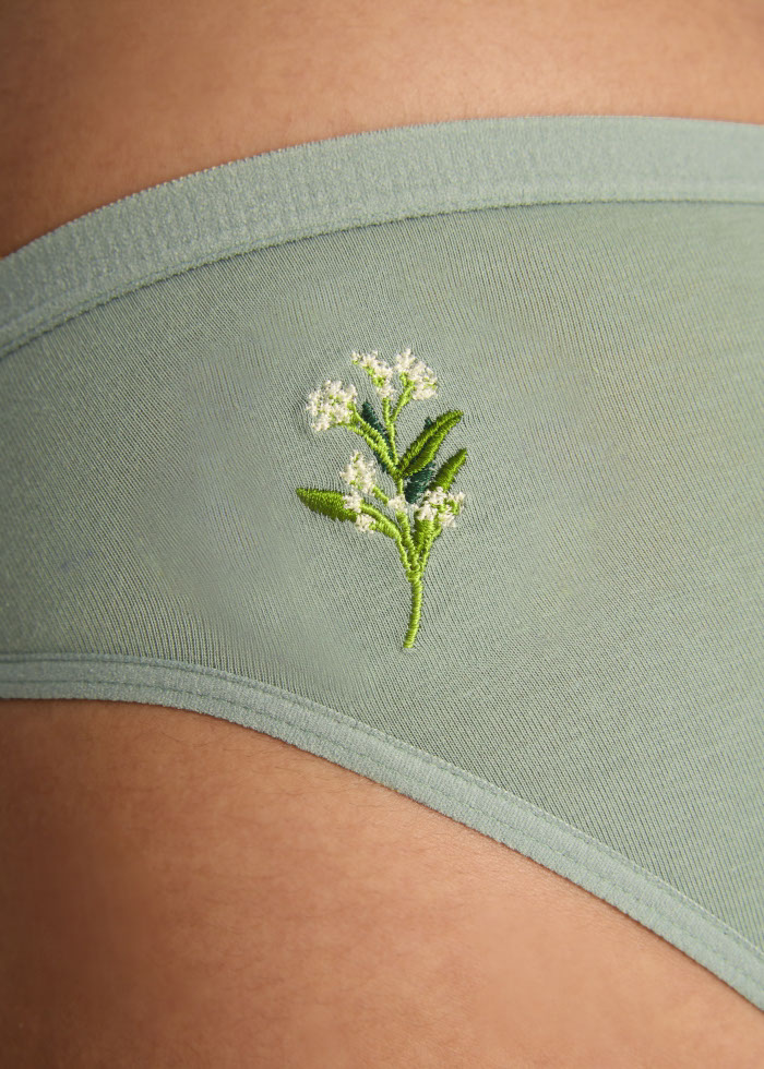 Spring Dopamine．Low Rise Cotton Brief Panty(Rose Plaid)