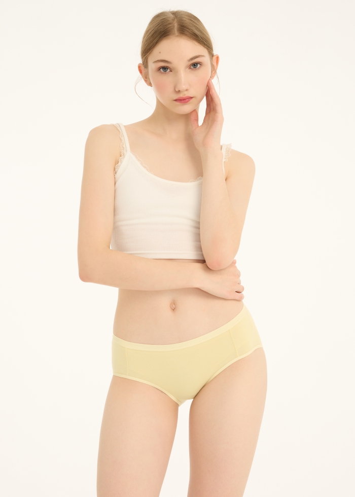 Hygiene Series．Mid Rise Cotton Brief Panty(Reed Yellow)