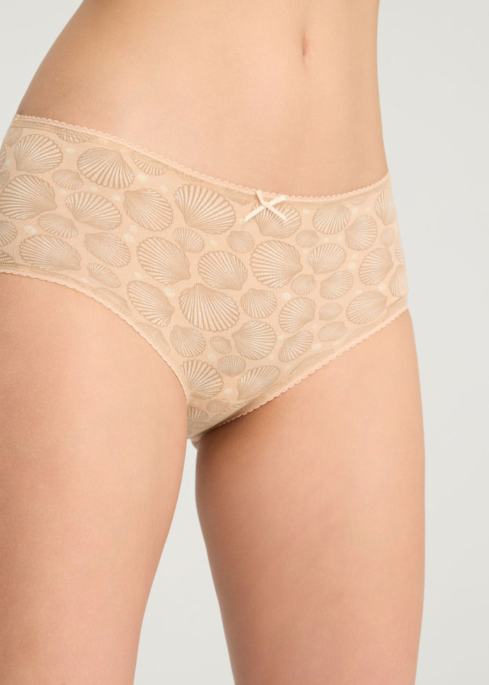 XXL The birth of Venus．High Rise Cotton Picot Elastic Brief Panty(Shells Embroidery)