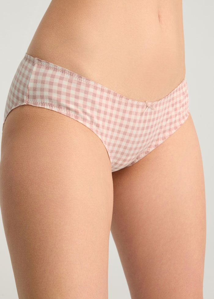 Warm Daily．Mid Rise Cotton Ruffled Brief Panty(Silver Sage-Dotted Ribbon)