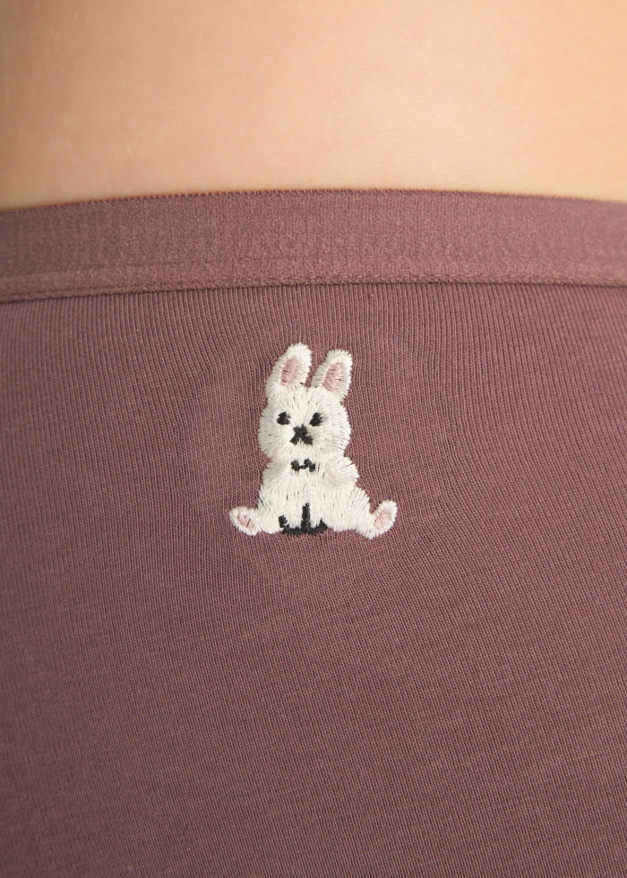 Life With Pets．Mid Rise Cotton Brief Panty(Bunny Embroidery)