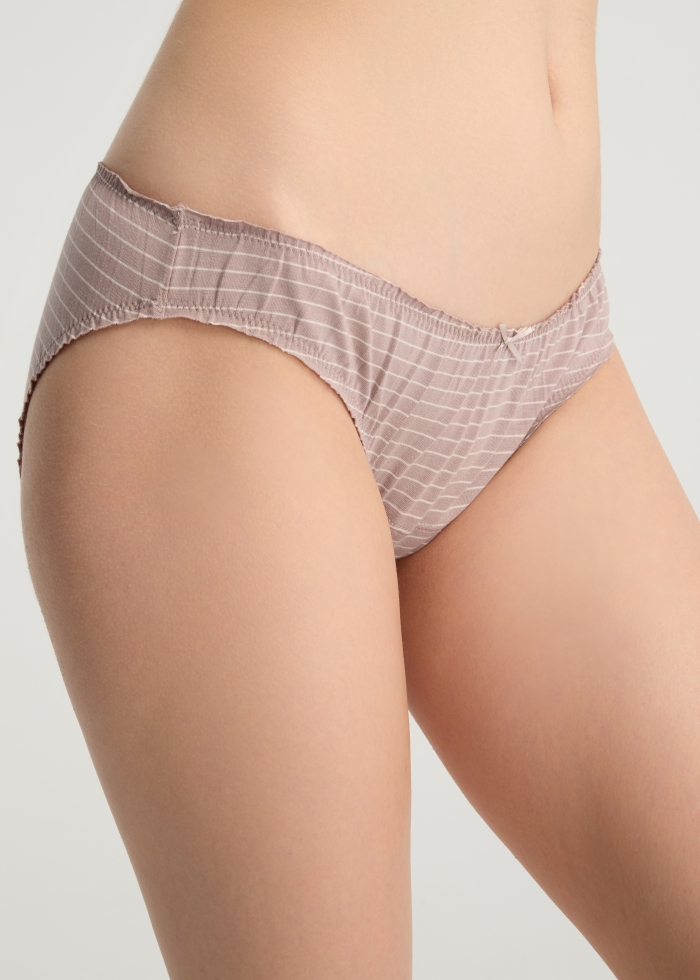 Me time．Low Rise Cotton Ruffled Brief Panty（Sphinx Stripe）