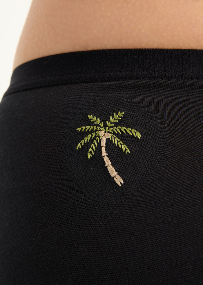 XXL Hygiene Series．Mid Rise Cotton Brief Panty（Coconut Tree Embroidery）
