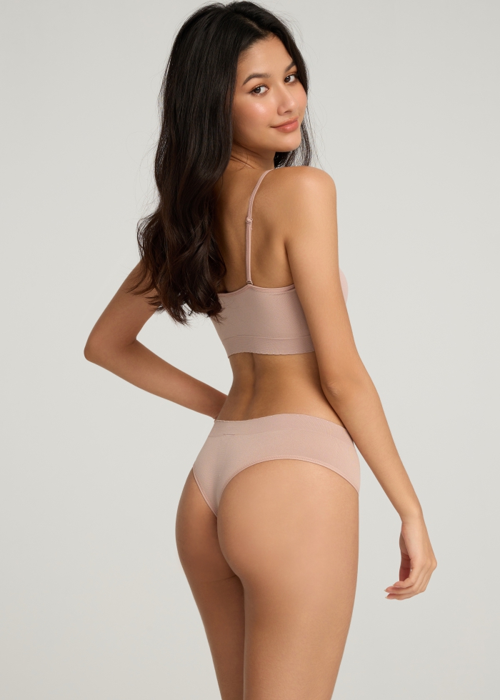 Seamless Series．Mid Rise Collagen Fiber Thong Panty（Fawn）