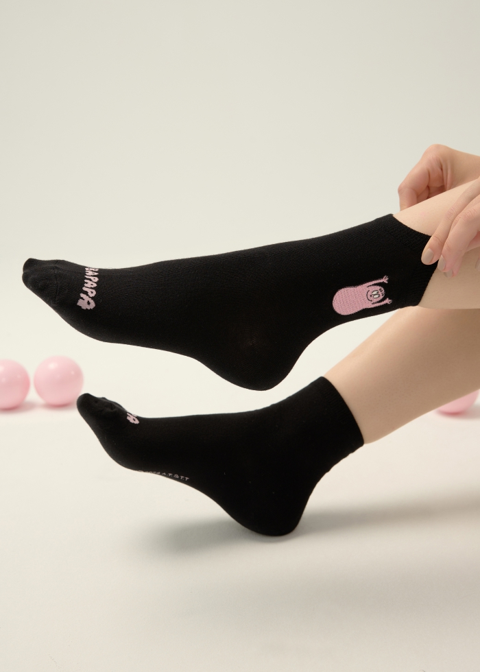 Barbapapa Series．Women Mid Calf Socks（Black-Embroidery Barbapapa）