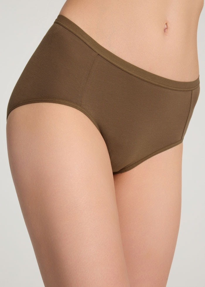 Travel memories．High Rise Cotton Brief Panty（Rain Drum）