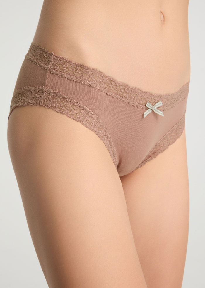 Travel memories．Mid Rise Cotton Lace Trim Hipster Panty（Burlwood - Plaid Bow）