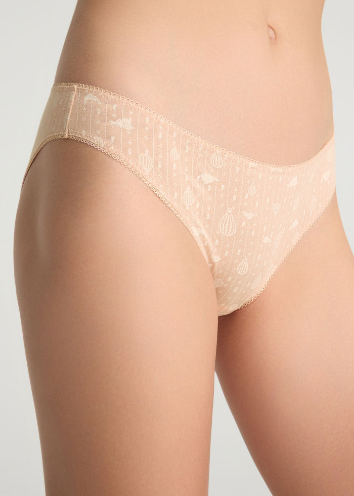 Journey．Low Rise Cotton High-cut Picot Elastic Brief Panty（Hot Air Balloon Pattern）