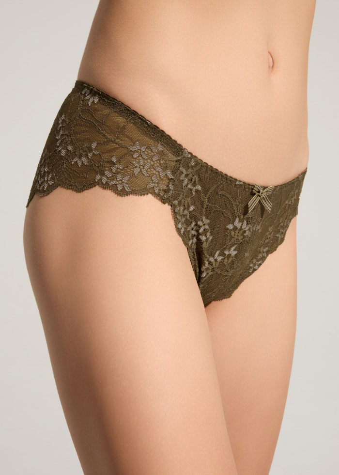 Souvenir．Mid Rise Floral Lacie Bikini Panty（Rain Drum - Two Tone Lace）