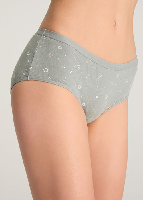 Daily Routine．High Rise Cotton Brief Panty（Stars Pattern）