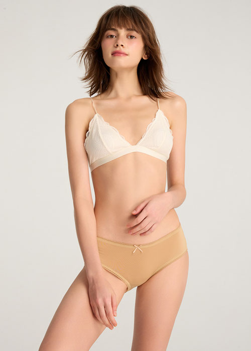 Every Day．Mid Rise Cotton Picot Elastic Brief Panty（Tan）