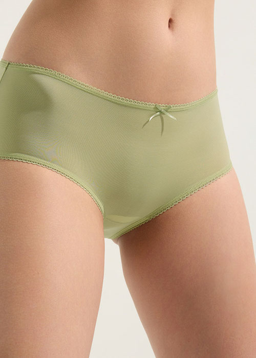 Cool Series．High Rise Cool Picot Elastic Brief Panty（Bog）