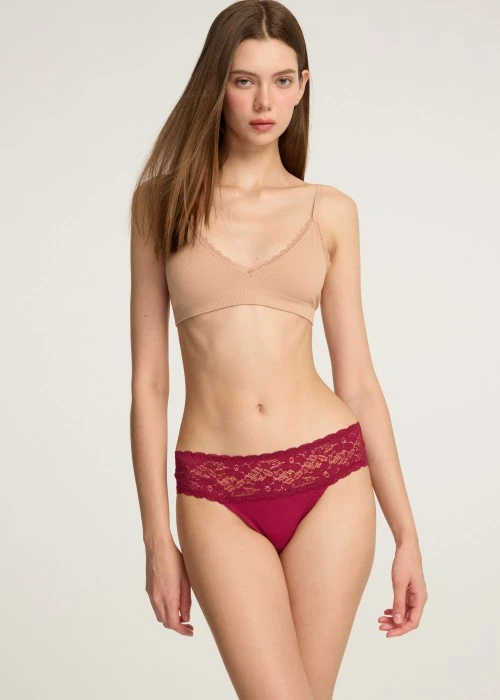 Classic．Mid Rise Cotton Stretch Lace Waist Brief Panty(Red Dahlia)