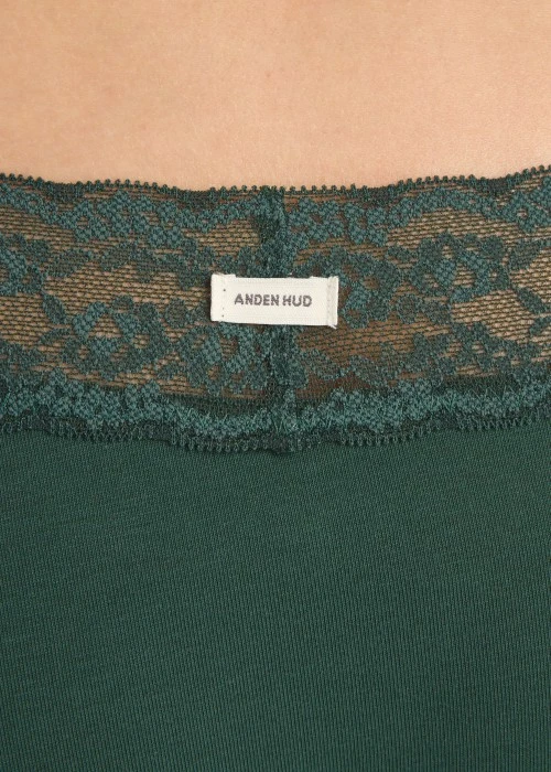 Classic．Low Rise Cotton V Lace Waist Brief Panty(Pine Grove)