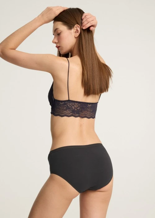 XXL 秋日呢喃．緊帶高腰三角內褲(霧霾藍-刺繡底線)