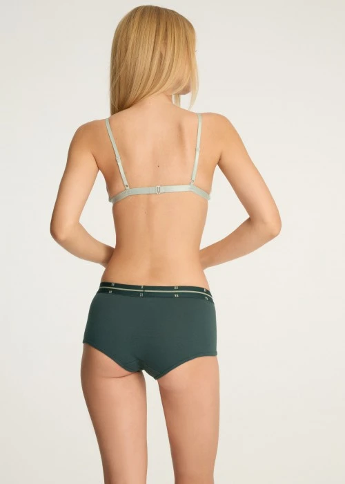秋日呢喃．寬版緊帶滾邊中腰平口內褲(森綠-緊帶斜格棕底)