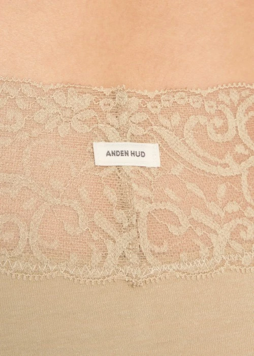 Classic．Mid Rise Cotton V Lace Waist Brief Panty(Green Gables)
