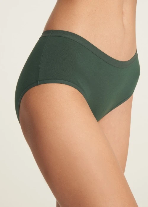 XXL 抗菌系列．緊帶高腰三角內褲(松針綠)