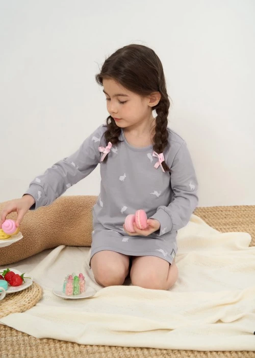 兒童連身_雪地蹦蹦．居家長袖開叉睡衣（鳶尾紫-小白兔）