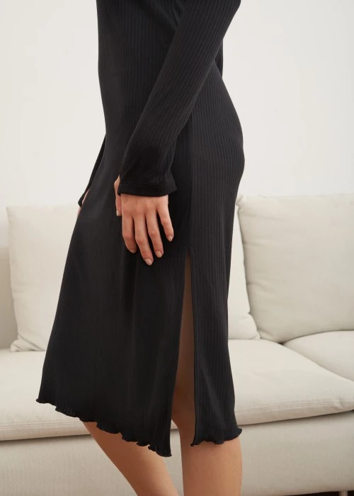 連身_秋日晴空．船型領長袖開叉睡衣(搪瓷褐)