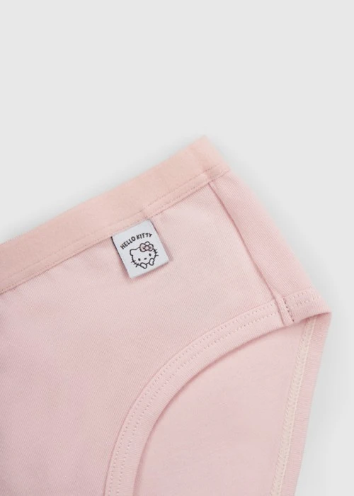 女童三入組_ Hello Kitty 系列．緊帶三角內褲(KITTY 悠閒假日)