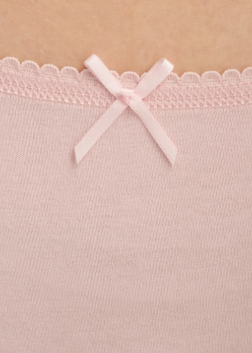 Hello Kitty 系列．花邊中腰三角內褲(熊熊粉-打瞌睡)