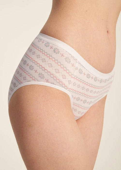 Winter Breath．Mid Rise Cotton Brief Panty（Knitted Snowflakes）