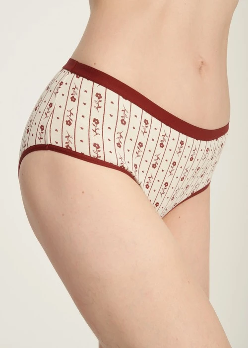 花開好運．緊帶高腰三角內褲（蛋奶白-紅梅心語）