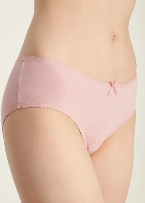 經典純色．花邊中腰三角內褲(蜜桃粉)