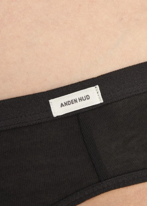 Classic．Low Rise Cotton Brief Panty(Black)