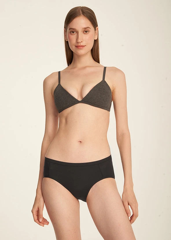 Winter Breath．Mid Rise Cotton Brief Panty(Total Eclipse)