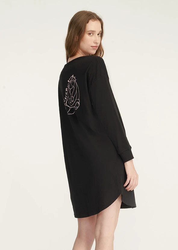 連身_迪士尼貓狗系列．純棉落肩居家長袖睡衣（黑色-魯斯佛）