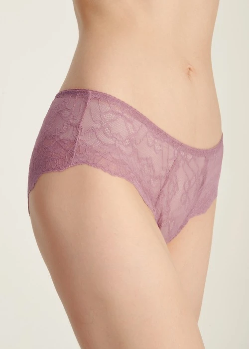 經典純色．訂製蕾絲中腰三角內褲(好運紅)