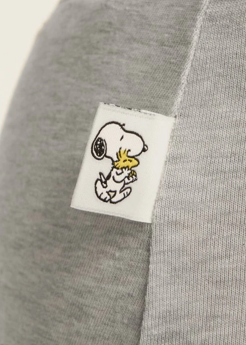 XXL 史努比系列．細邊中腰三角內褲(淺麻灰-腳踏車)