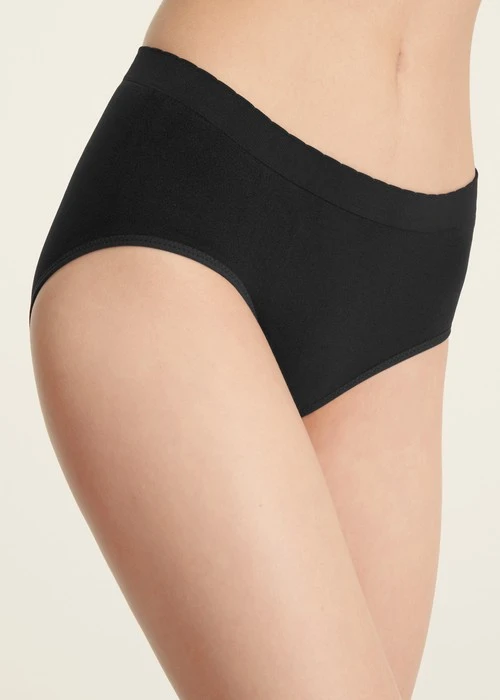 無縫抗菌系列．高腰三角無縫內褲（黑色）