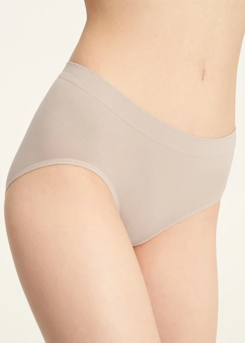 XXL 無縫抗菌系列．高腰三角無縫內褲(絨粉)