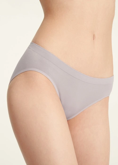 無縫抗菌系列．低腰三角無縫內褲（鳶尾紫）