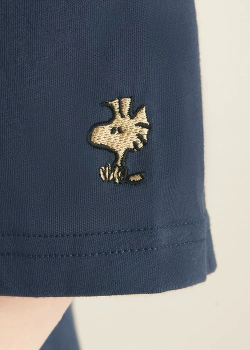 連身_史努比系列．落肩五分袖睡衣(星系藍-刺繡糊塗塌客)