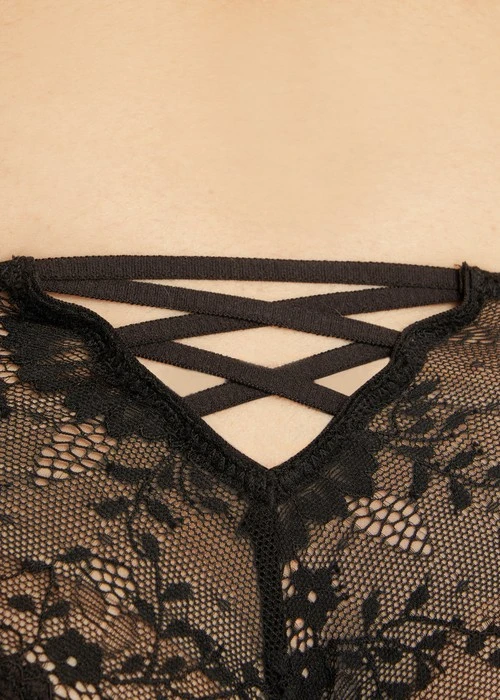Fleur de Rêve．後交叉全網紗中腰三角內褲（黑-繁花）