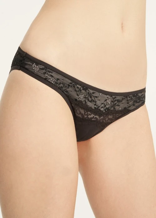 Fleur de Rêve．全網紗蕾絲中腰三角內褲（黑-繁花）
