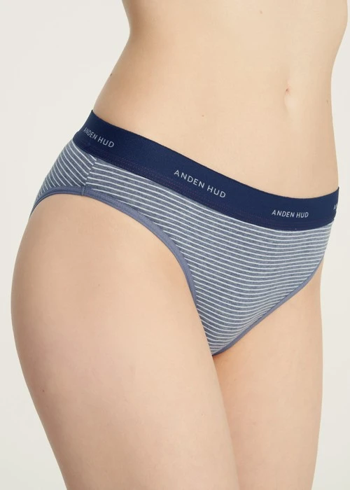 Lover's Whisper．寬版緊帶高衩高腰三角內褲(灰麻藍條-提花緊帶)