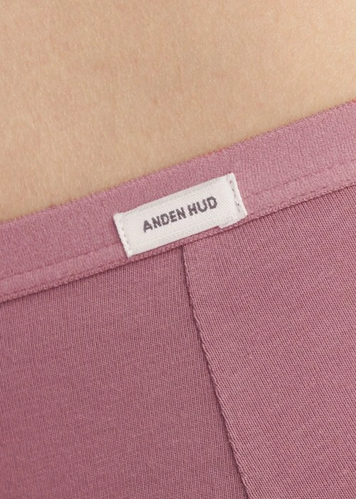 經典純色．中腰三角內褲(藕紫)