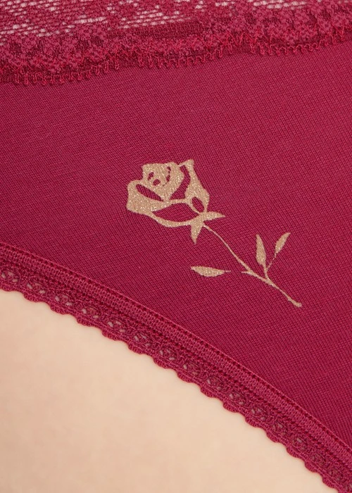 Lover's Whisper．V蕾絲中腰三角內褲(藕紫-情書)