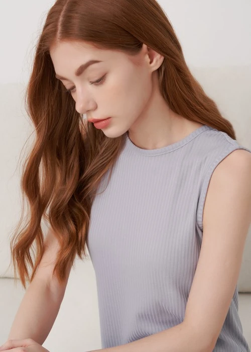 連身_Soft Clouds．無袖開叉居家睡衣(鳶尾紫)