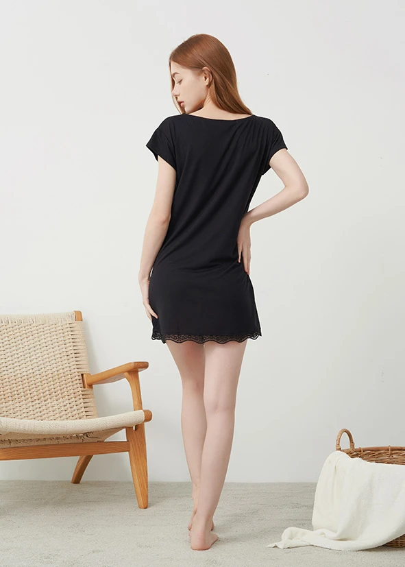 連身_Soft Clouds．蕾絲拼接居家短袖睡衣(沁水藍-愛自己)