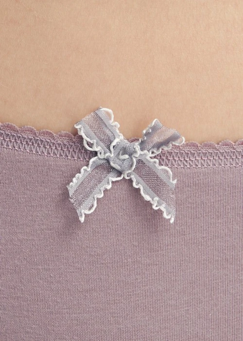 XXL 抗菌系列．花邊高腰三角內褲(藕紫-草寫出眾)