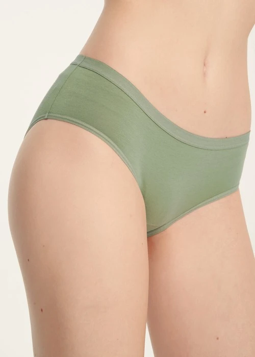 經典純色．緊帶中腰三角內褲(薰粉紫)