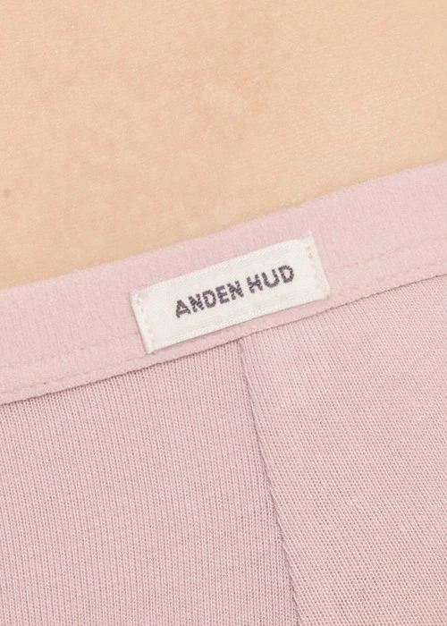 經典純色．中腰三角內褲(罌栗粉)