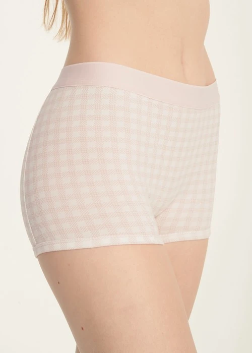 大人未滿．長版高腰平口內褲（米白-格子小千鳥）